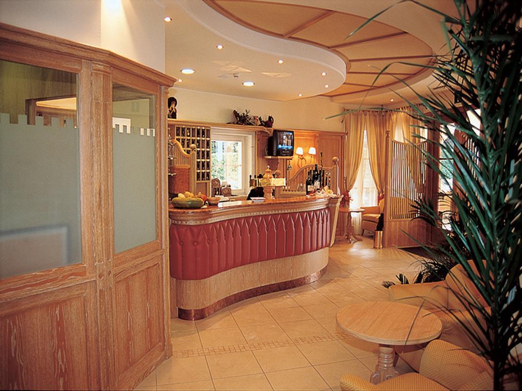 Hotel Comfort Erica Dolomiti Val D'Adige Salorno Eksteriør bilde